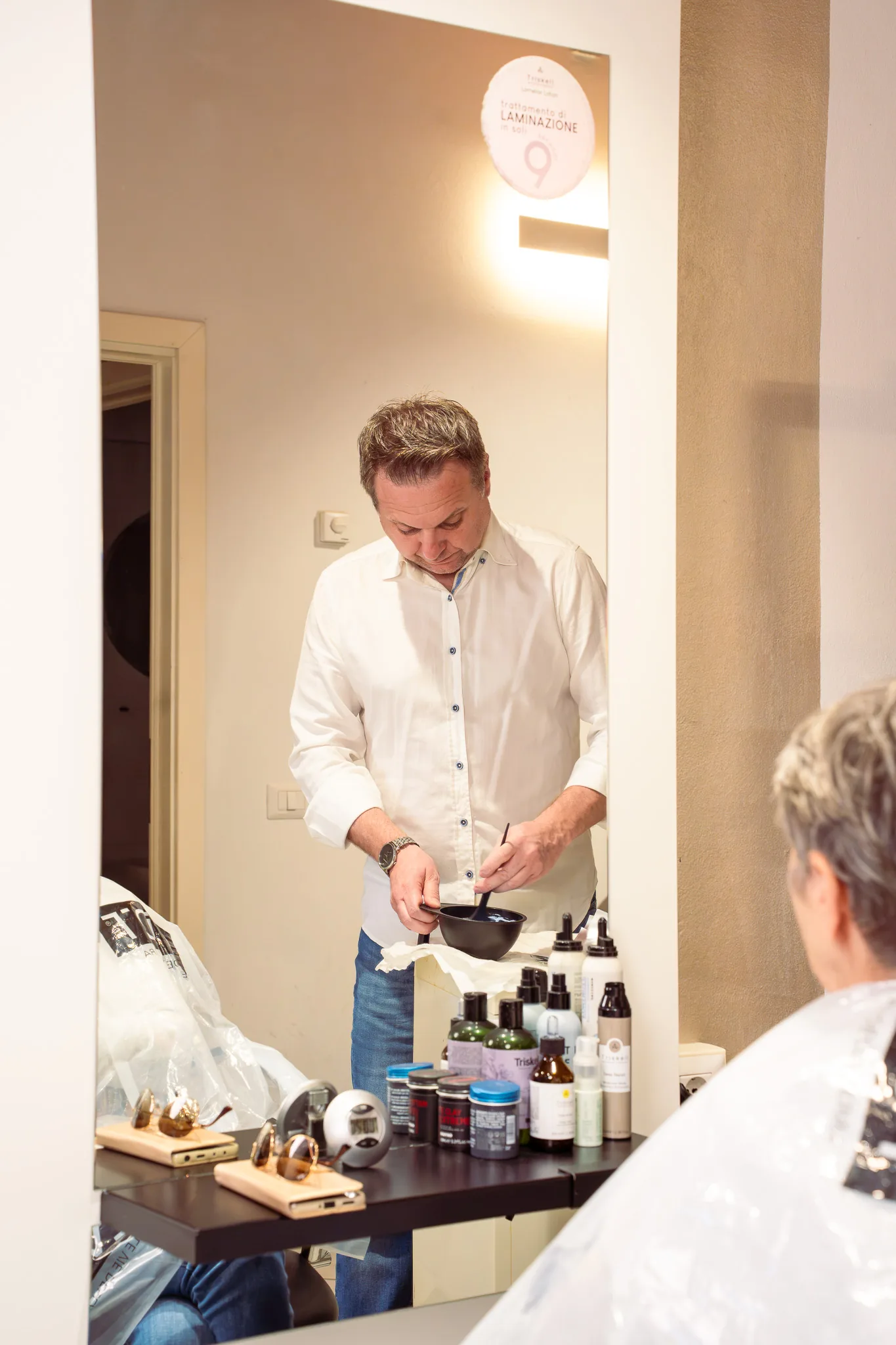 Santino Hair, lavoro in salone