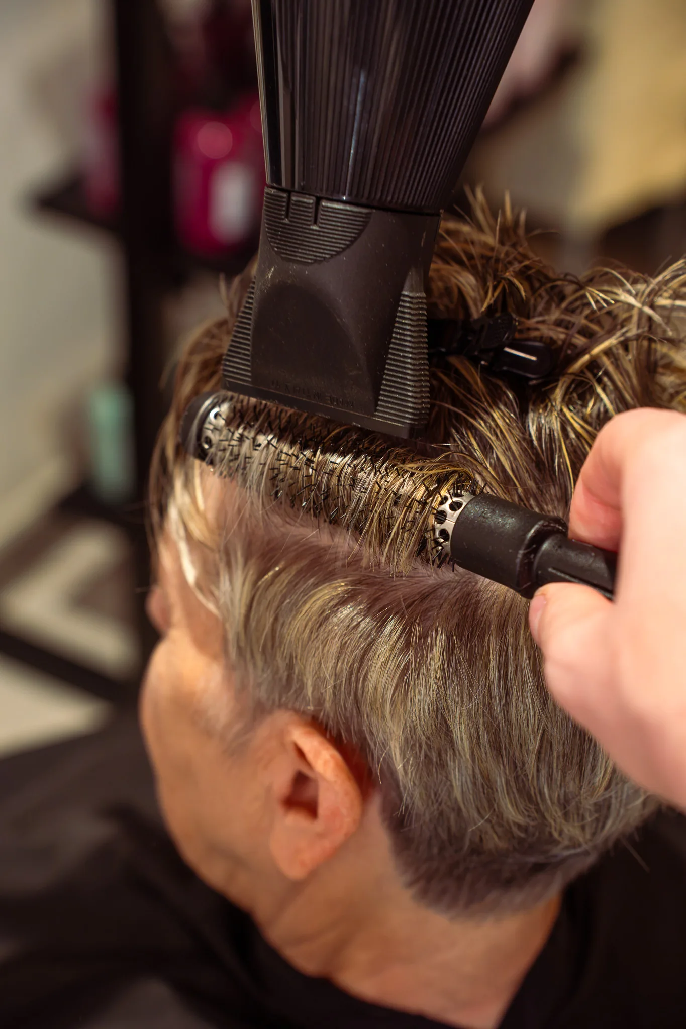 Santino Hair, taglio, colore e styling donna