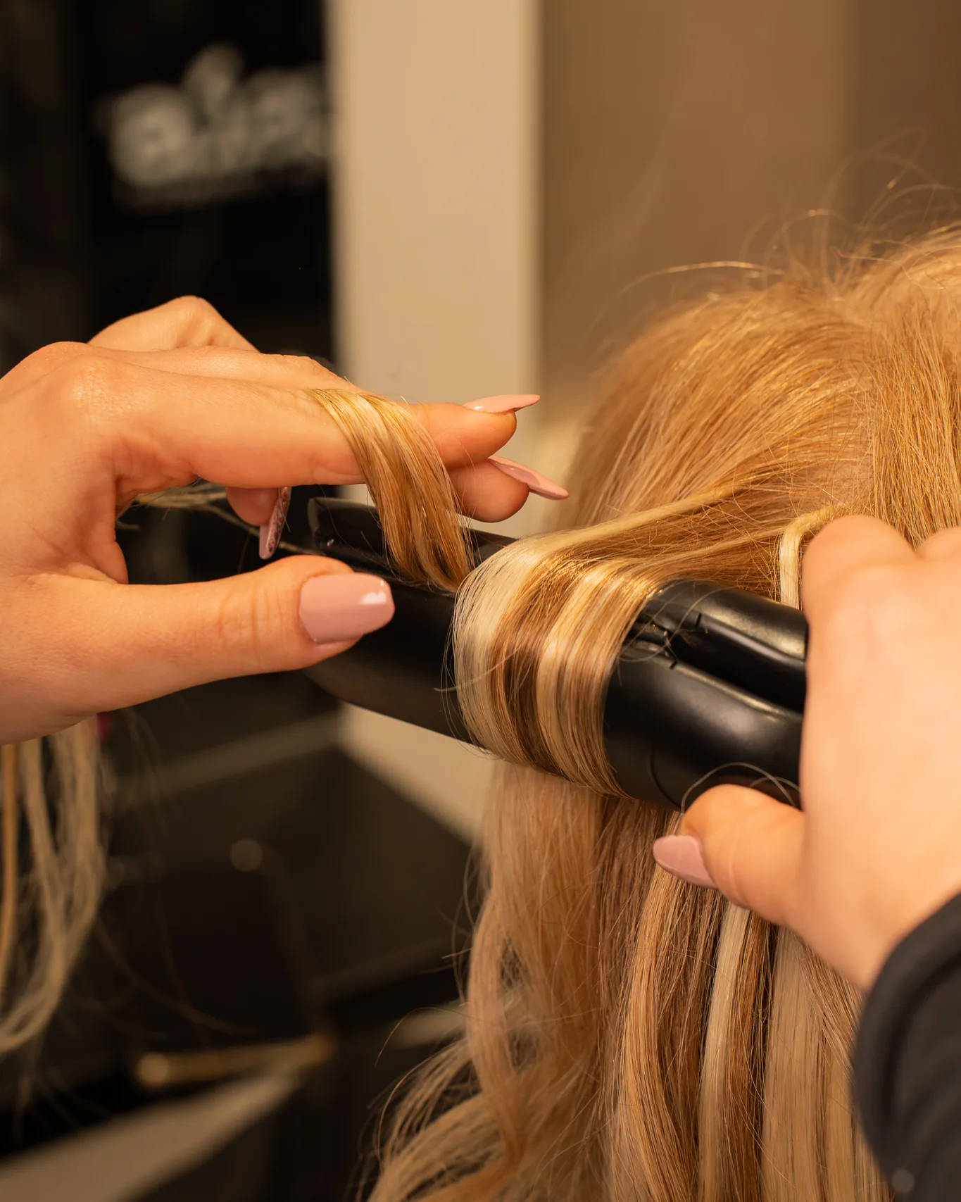 Santino Hair, taglio, colore e styling donna
